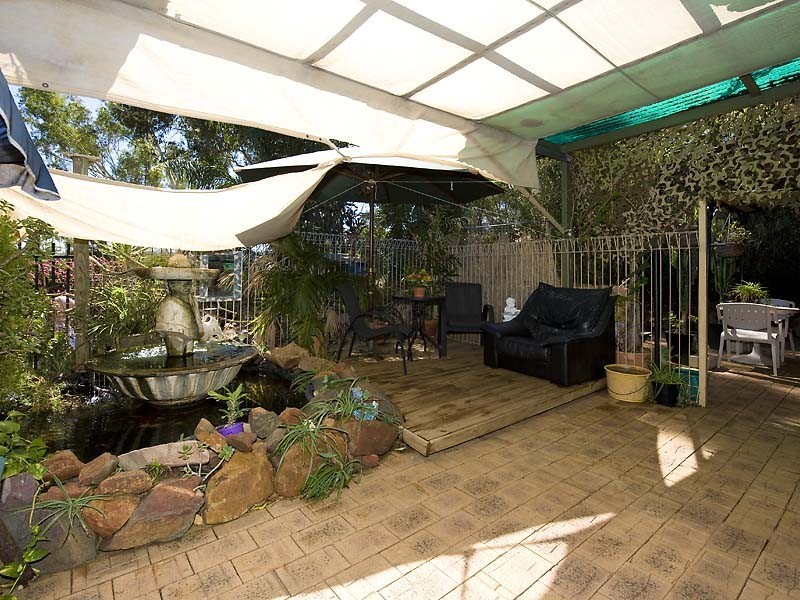 18 Grevillea Crescent, Swan View WA 6056