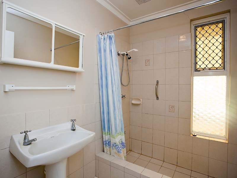 50 Dickson Drive, Middle Swan WA 6056