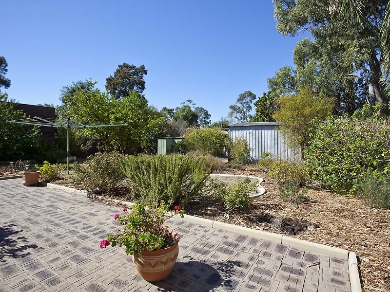 50 Dickson Drive, Middle Swan WA 6056