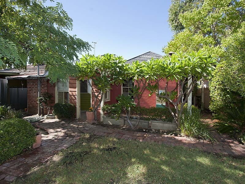 19 Johnson Street, Guildford WA 6055