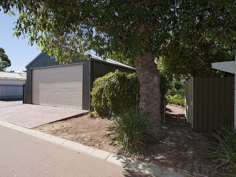 19 Johnson Street, Guildford WA 6055
