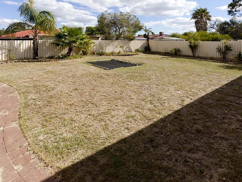 85 Bougainvillea Ave, Forrestfield WA 6058