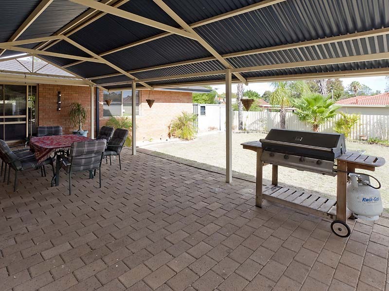 85 Bougainvillea Ave, Forrestfield WA 6058