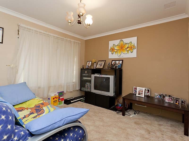 5 Brahmin Glade, Stratton WA 6056