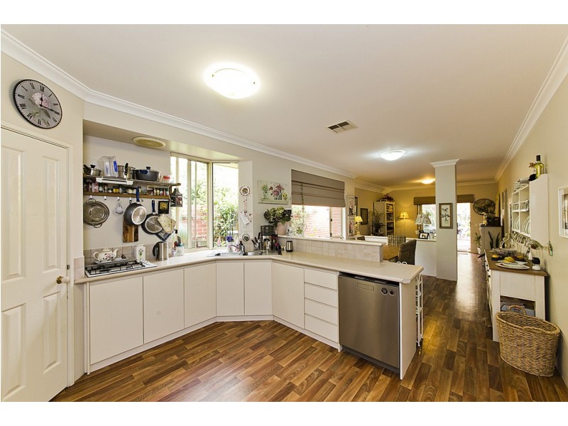 9 Johnson Avenue, Guildford WA 6055