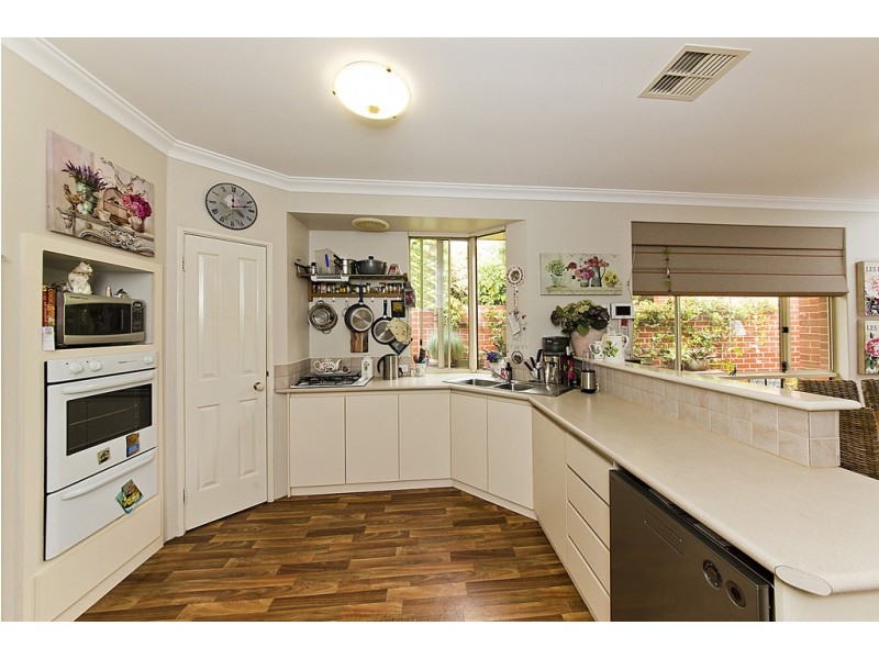 9 Johnson Avenue, Guildford WA 6055