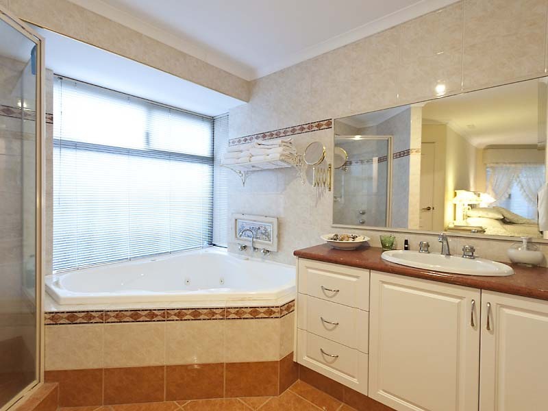 51 Tokara Avenue, Henley Brook WA 6055