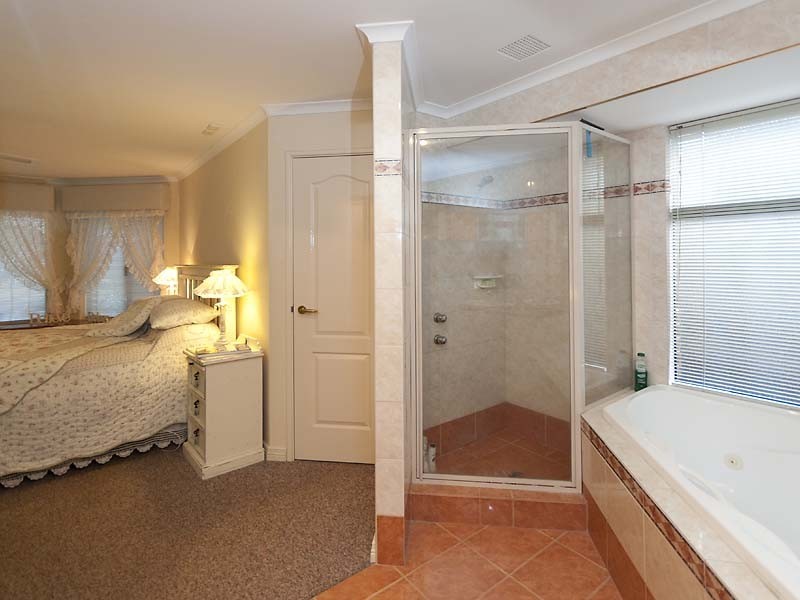 51 Tokara Avenue, Henley Brook WA 6055