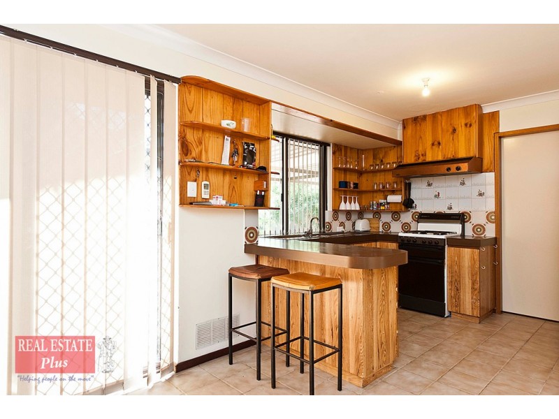 51 Myles Road, Swan View WA 6056