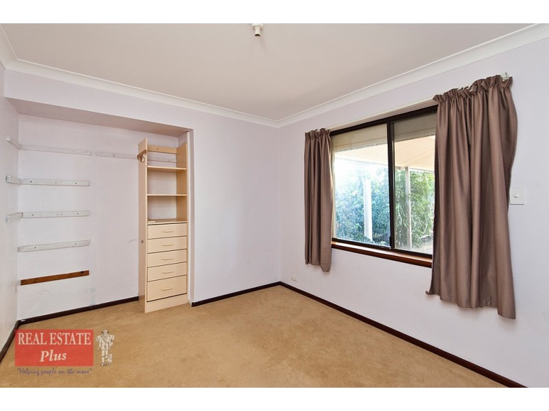 51 Myles Road, Swan View WA 6056