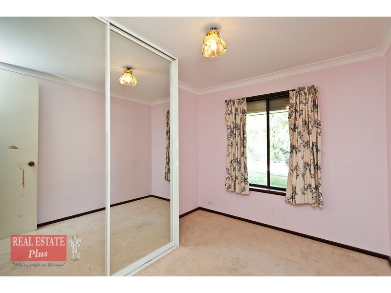 51 Myles Road, Swan View WA 6056