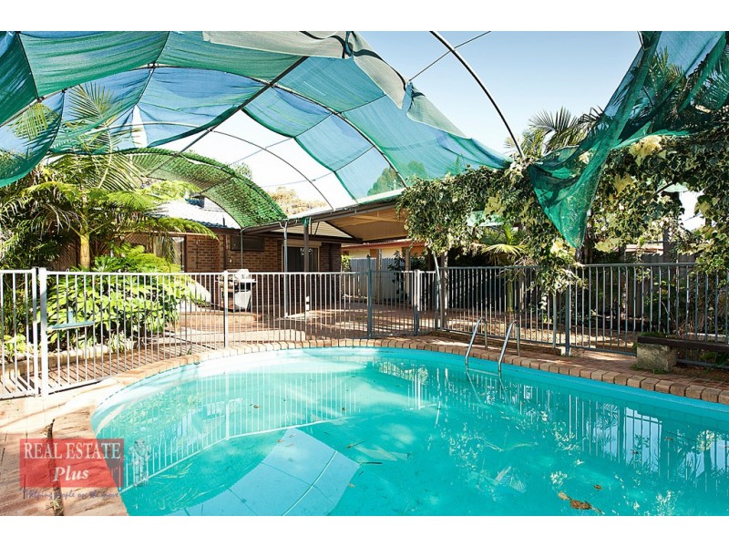 51 Myles Road, Swan View WA 6056