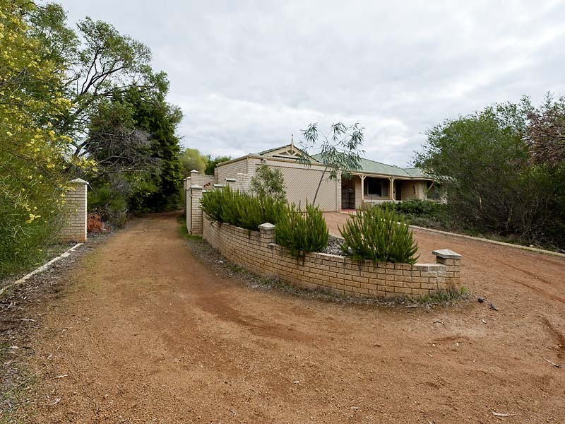 4 Malbec Lane, The Vines WA 6069