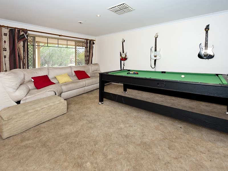 4 Malbec Lane, The Vines WA 6069