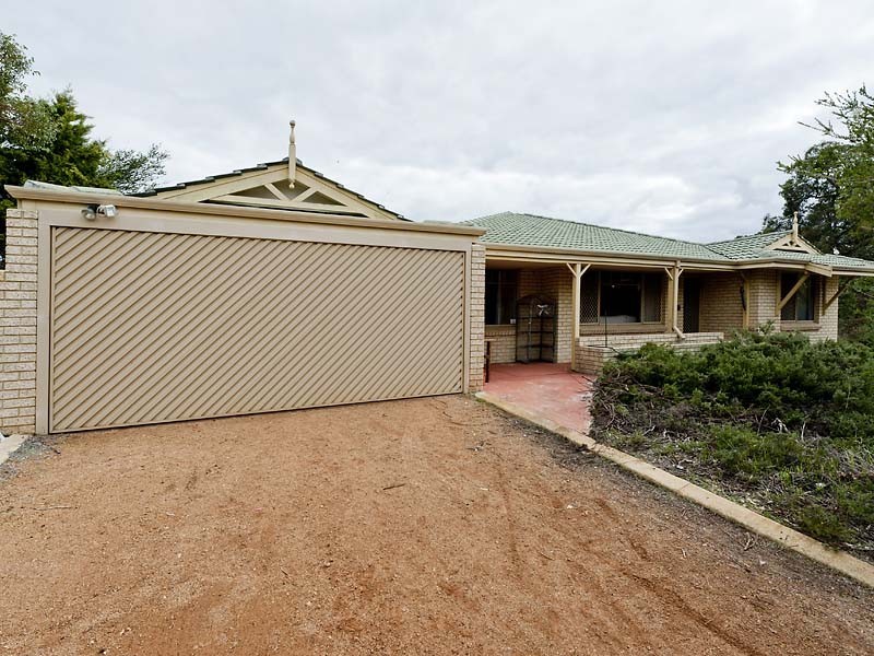 4 Malbec Lane, The Vines WA 6069