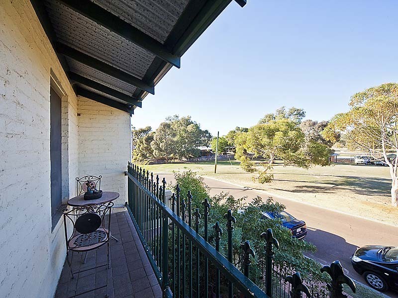 19 Johnson Avenue, Guildford WA 6055