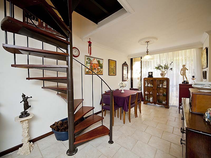 19 Johnson Avenue, Guildford WA 6055