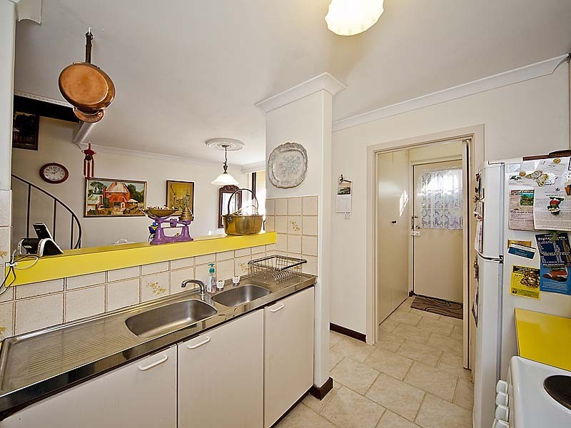 19 Johnson Avenue, Guildford WA 6055