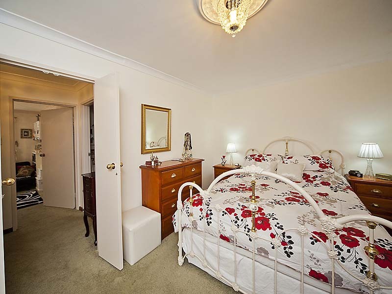 19 Johnson Avenue, Guildford WA 6055