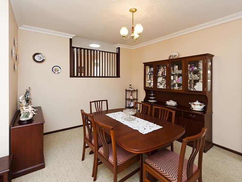 12 Eaglemont Drive, Swan View WA 6056