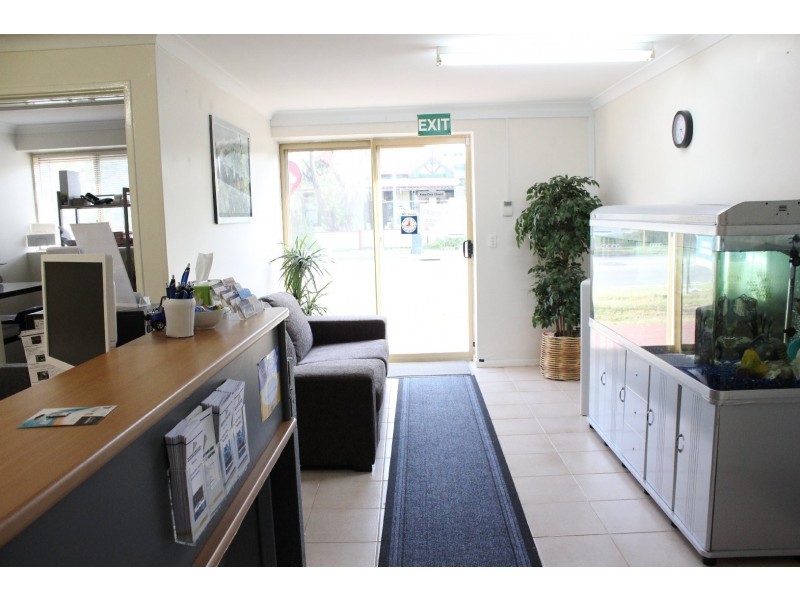 129 Clayton Street, Bellevue WA 6056