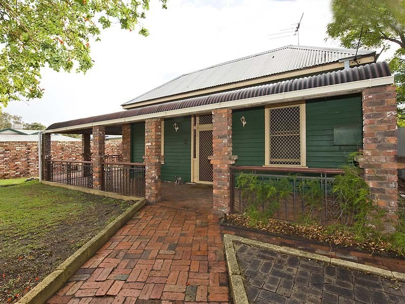 279 Morrison Road, Swan View WA 6056