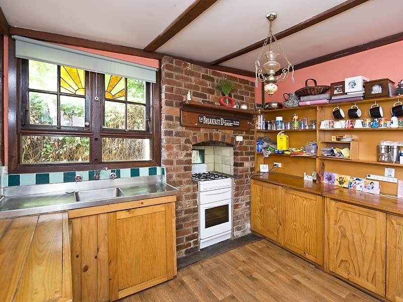 279 Morrison Road, Swan View WA 6056