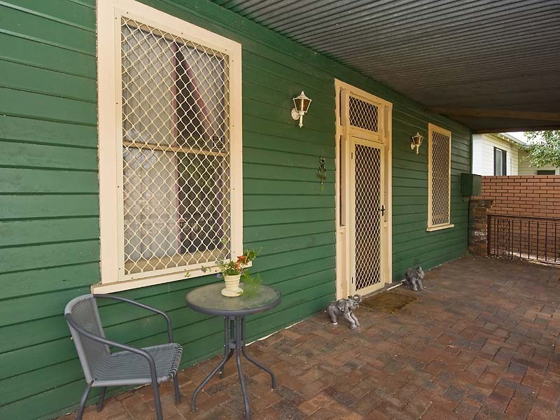 279 Morrison Road, Swan View WA 6056