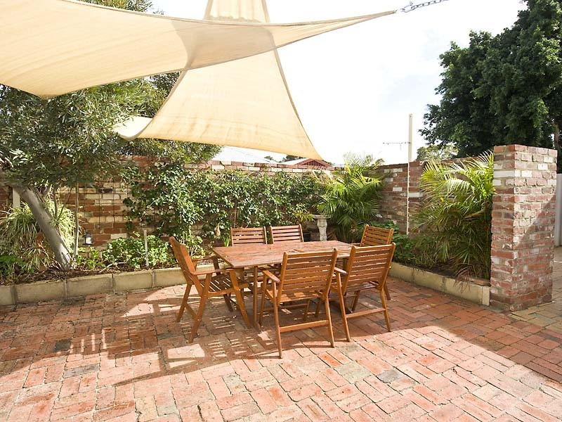 279 Morrison Road, Swan View WA 6056