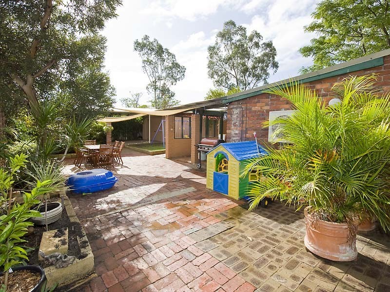 279 Morrison Road, Swan View WA 6056