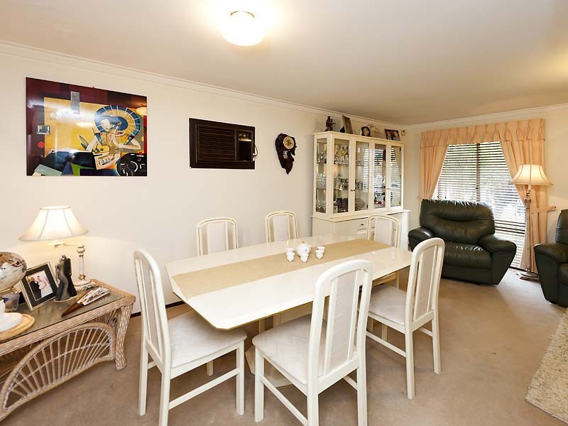 17 Bougainvillea Ave, Forrestfield WA 6058