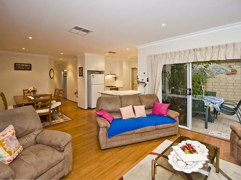 3/14 Mathoura Street, Midland WA 6056