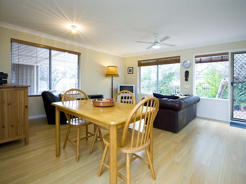 10 Booligal Street, Lesmurdie WA 6076