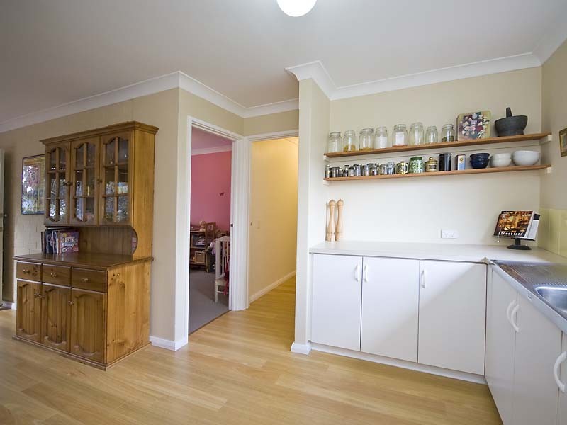 10 Booligal Street, Lesmurdie WA 6076