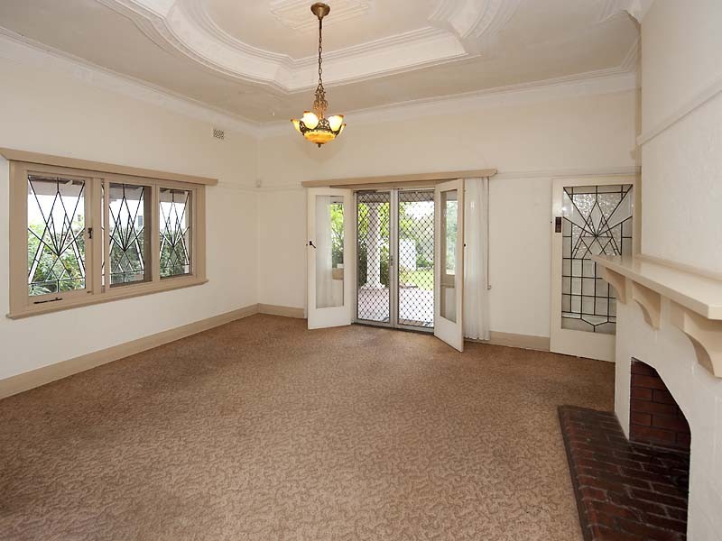 18 Third Avenue, Woodbridge WA 6056