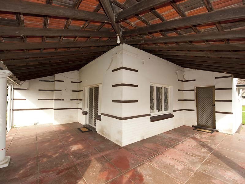 18 Third Avenue, Woodbridge WA 6056