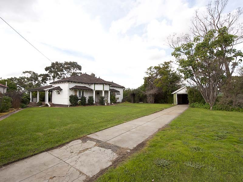 18 Third Avenue, Woodbridge WA 6056