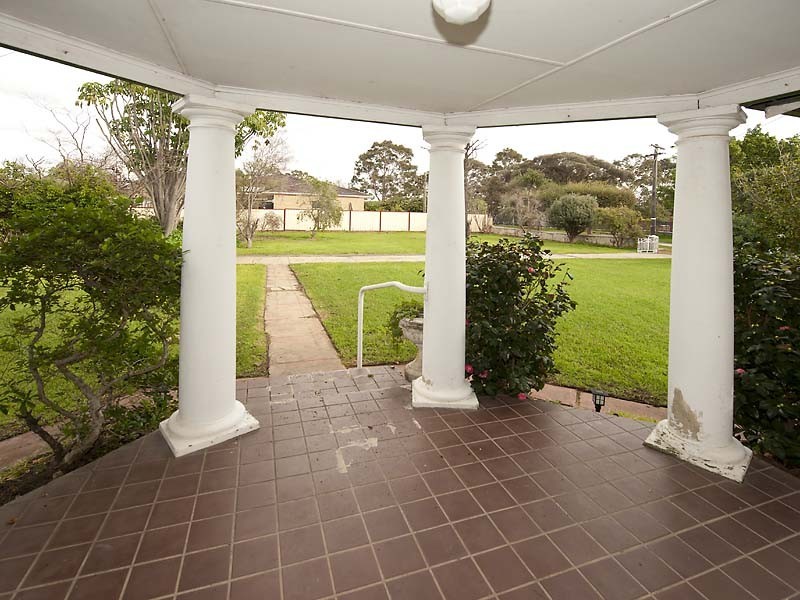 18 Third Avenue, Woodbridge WA 6056