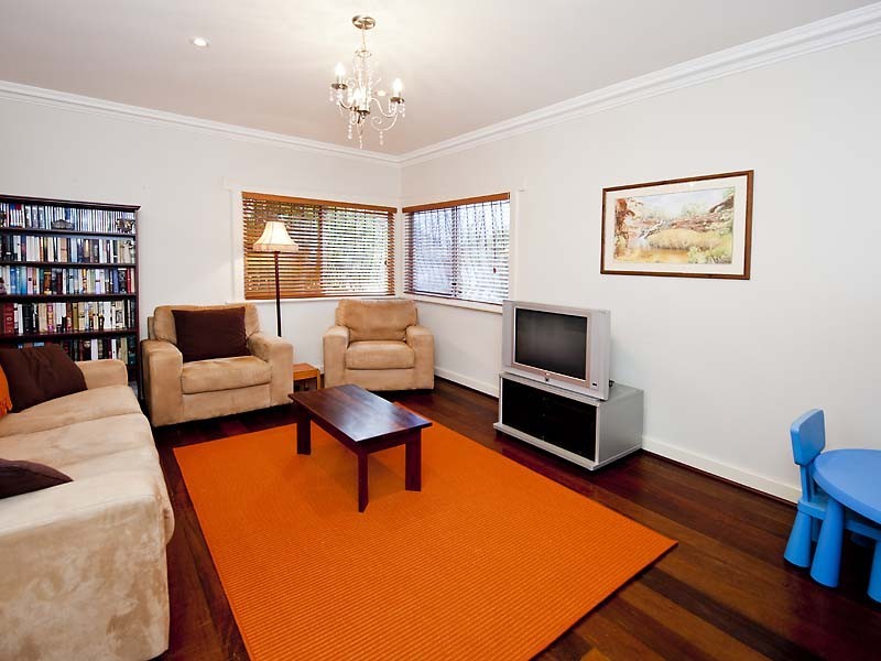 1/86 Penzance Street, Bassendean WA 6054