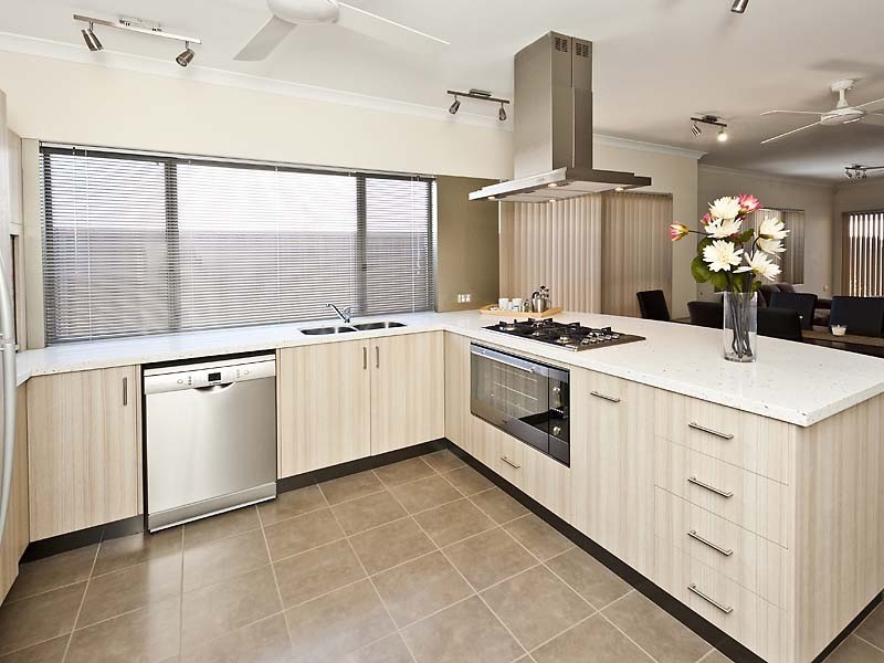 18 Wesley Way, Aveley WA 6069