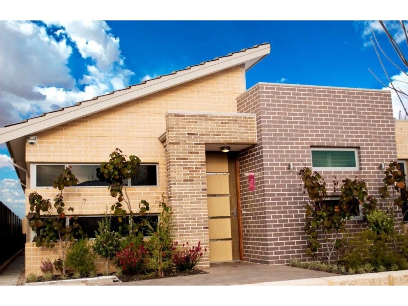 18 Wesley Way, Aveley WA 6069