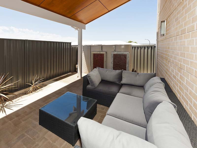 18 Wesley Way, Aveley WA 6069