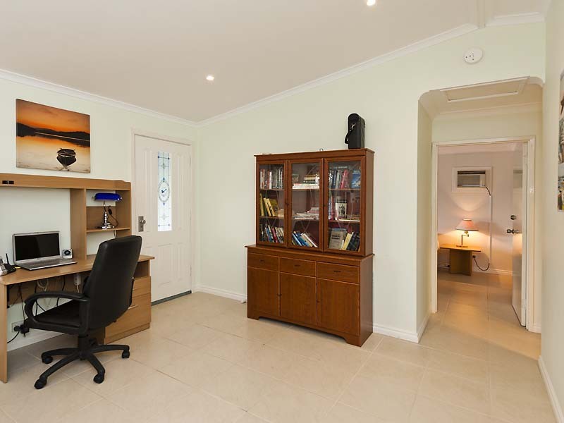 13 Helen Street, Bellevue WA 6056