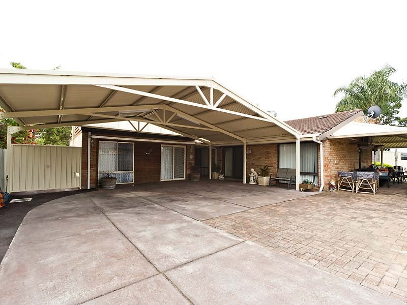 55 Pavetta Crescent, Forrestfield WA 6058