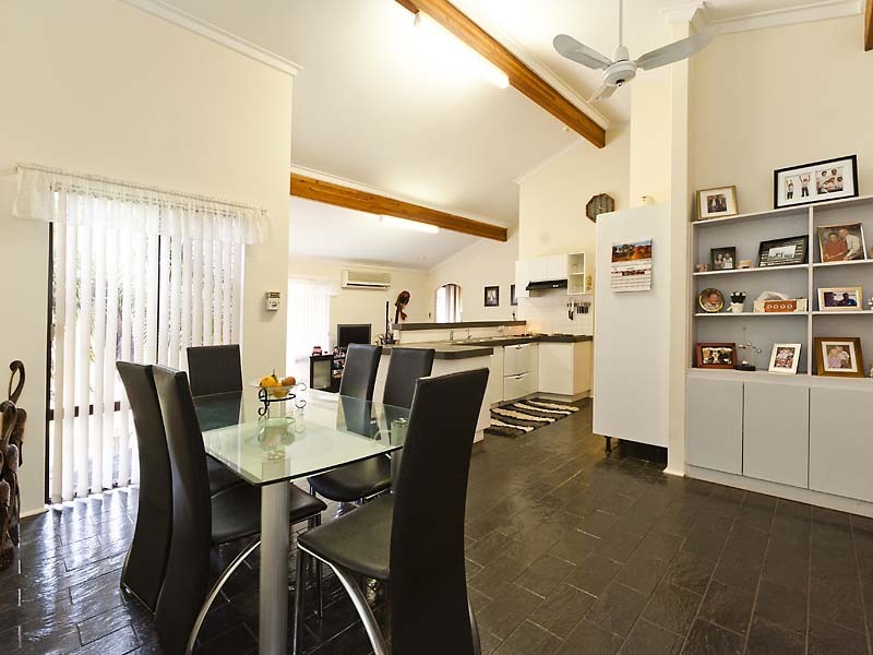 55 Pavetta Crescent, Forrestfield WA 6058