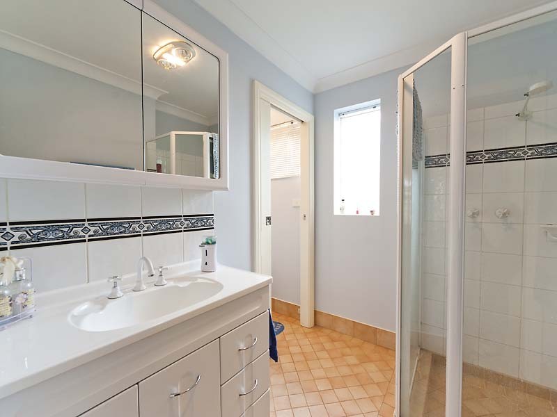 55 Pavetta Crescent, Forrestfield WA 6058