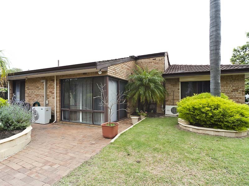 55 Pavetta Crescent, Forrestfield WA 6058