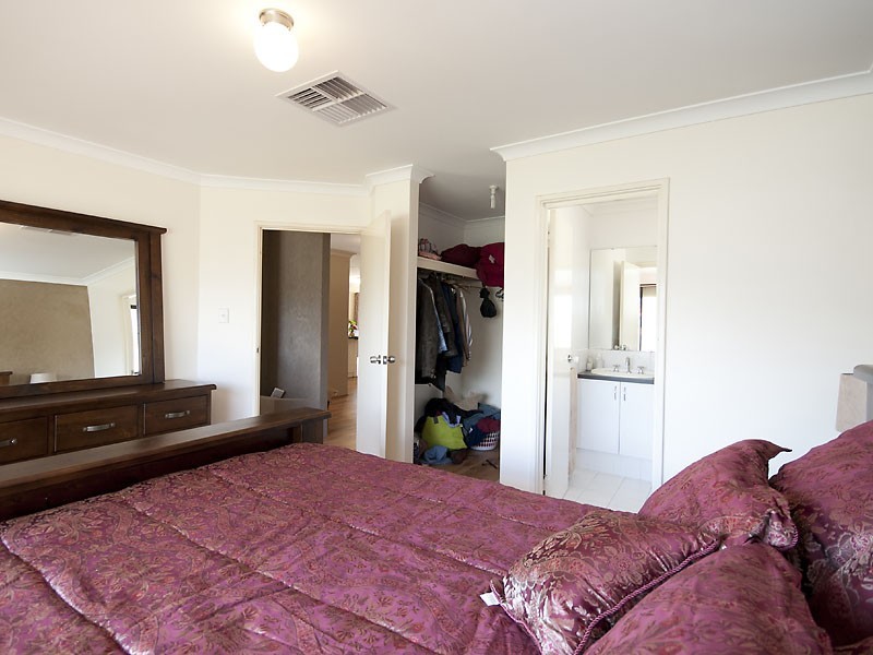 46 Buttercup Crescent, High Wycombe WA 6057