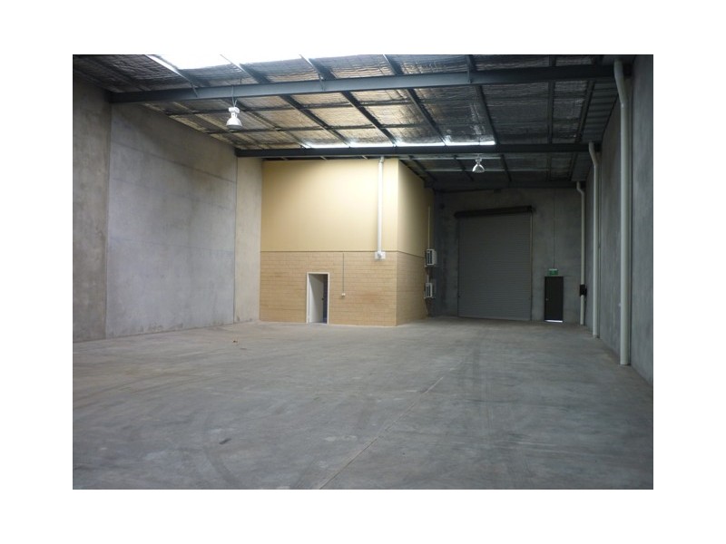 U 10, 7 Hughes Rd, Canning Vale WA 6155