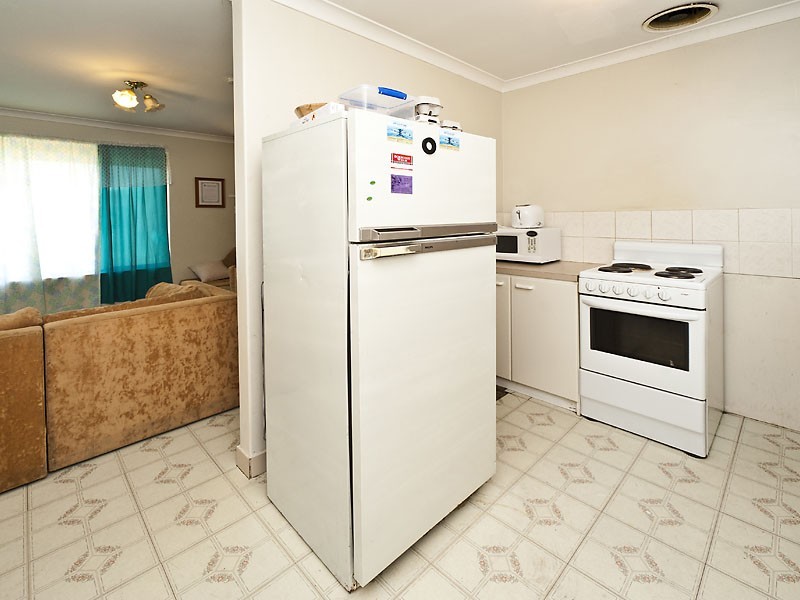 8A Wellaton Street, Midvale WA 6056